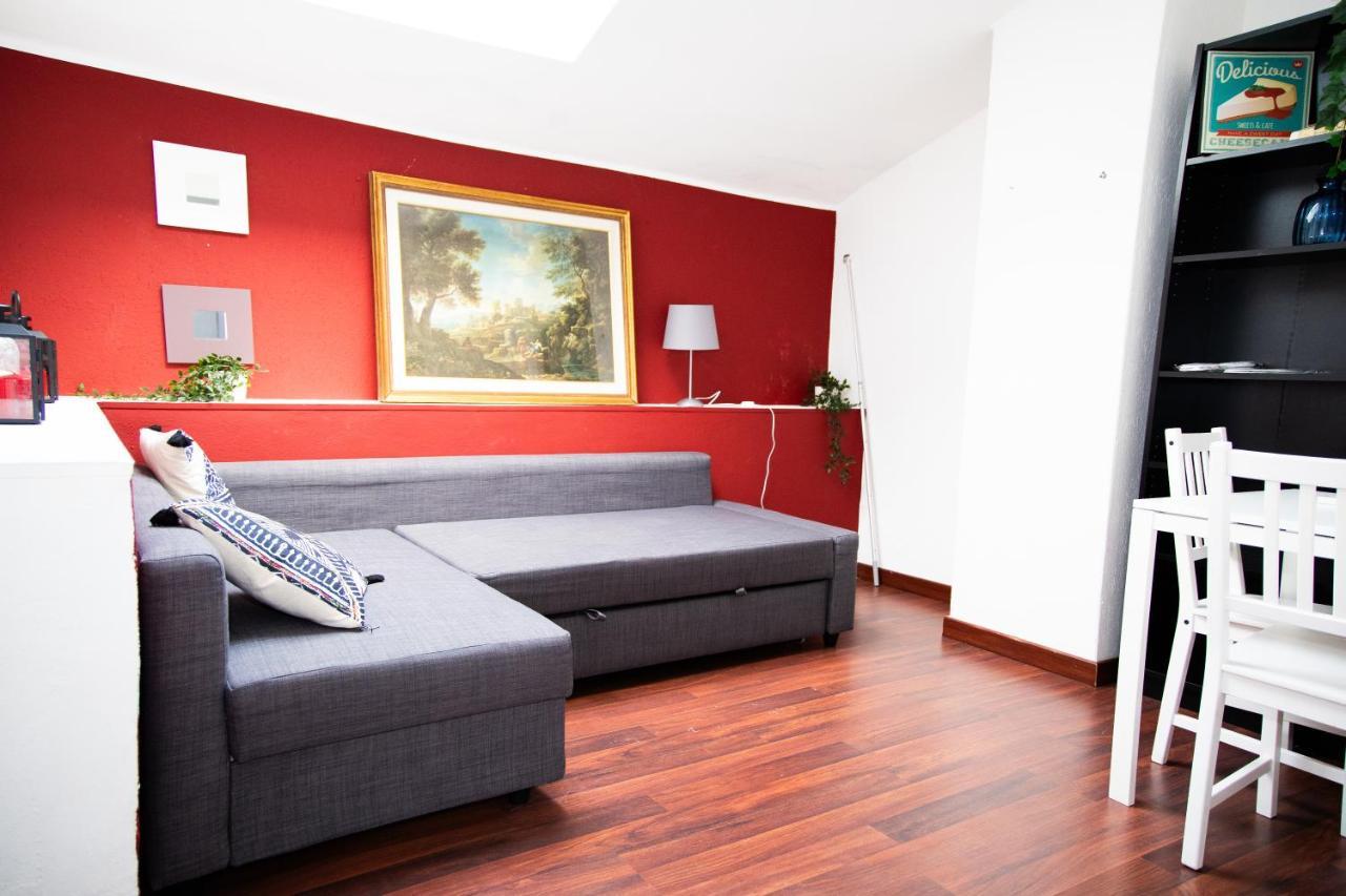 Apartamento Hosting Dreams Attics - Duomo Milán Exterior foto