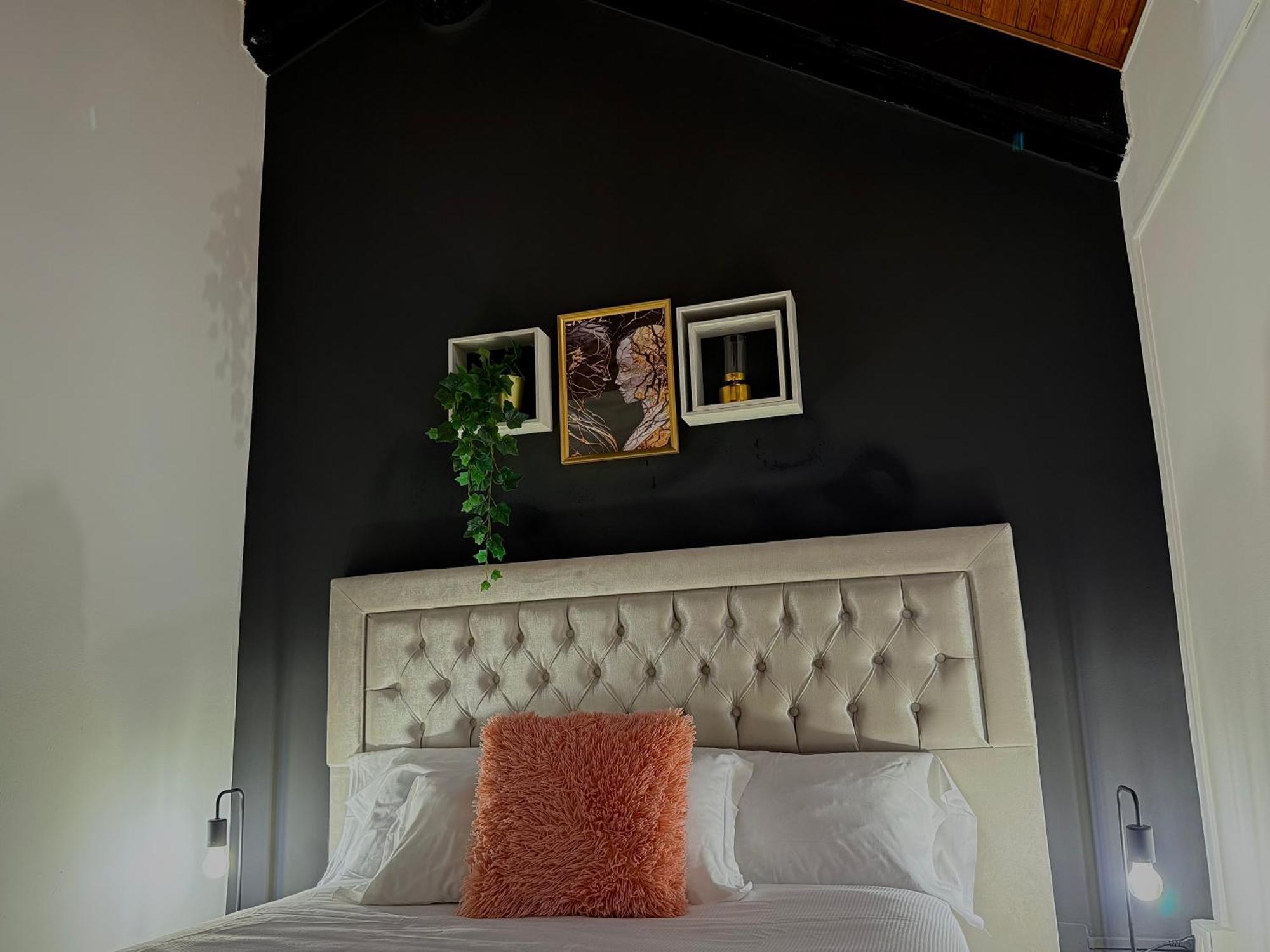 Apartamento Hosting Dreams Attics - Duomo Milán Exterior foto